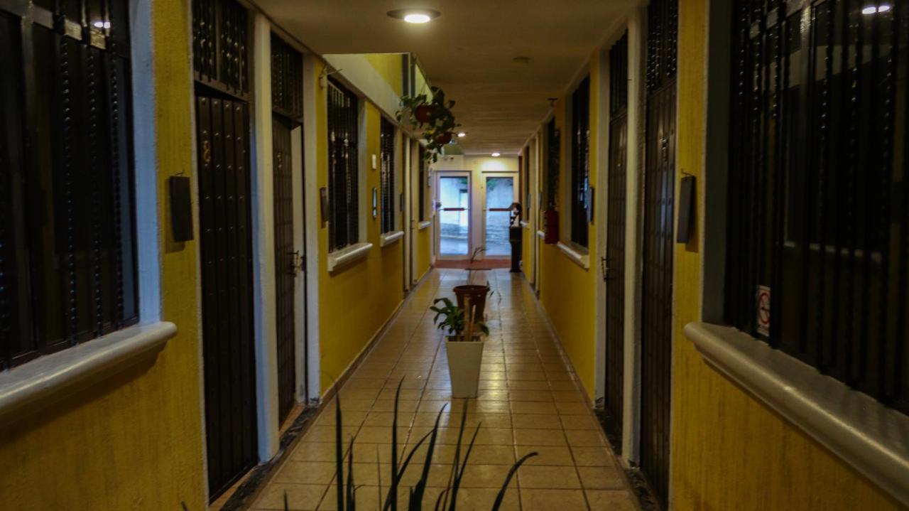 Hotel Las Torres Теуакан Экстерьер фото
