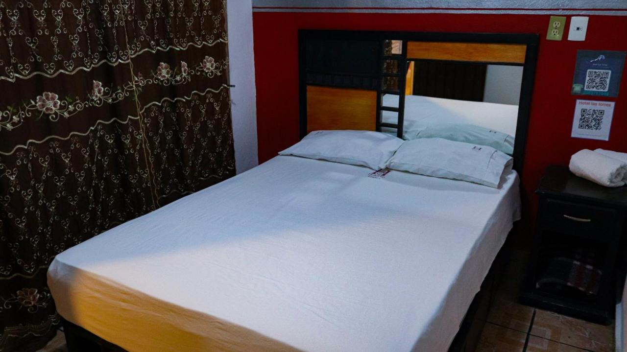Hotel Las Torres Теуакан Экстерьер фото