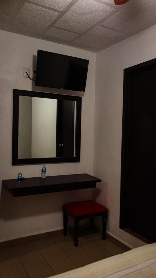 Hotel Las Torres Теуакан Экстерьер фото